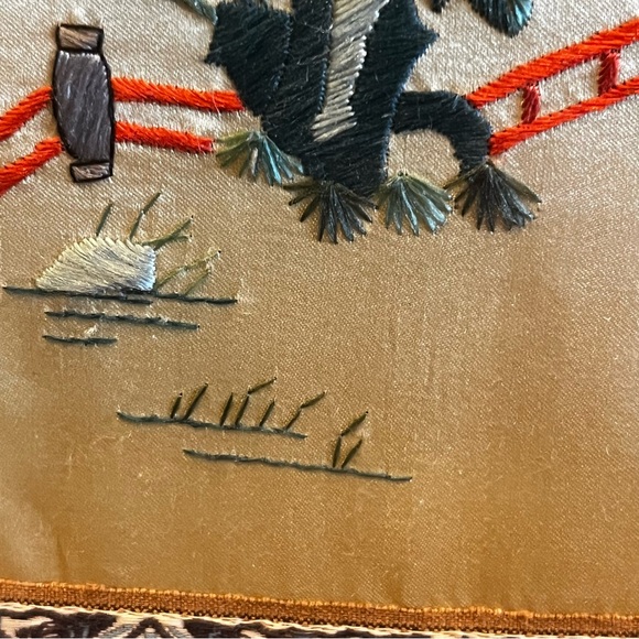 Asian Silk Embroidered Framed Art Ornate, Decor, Birds, Flowers, Spring - Picture 6 of 9